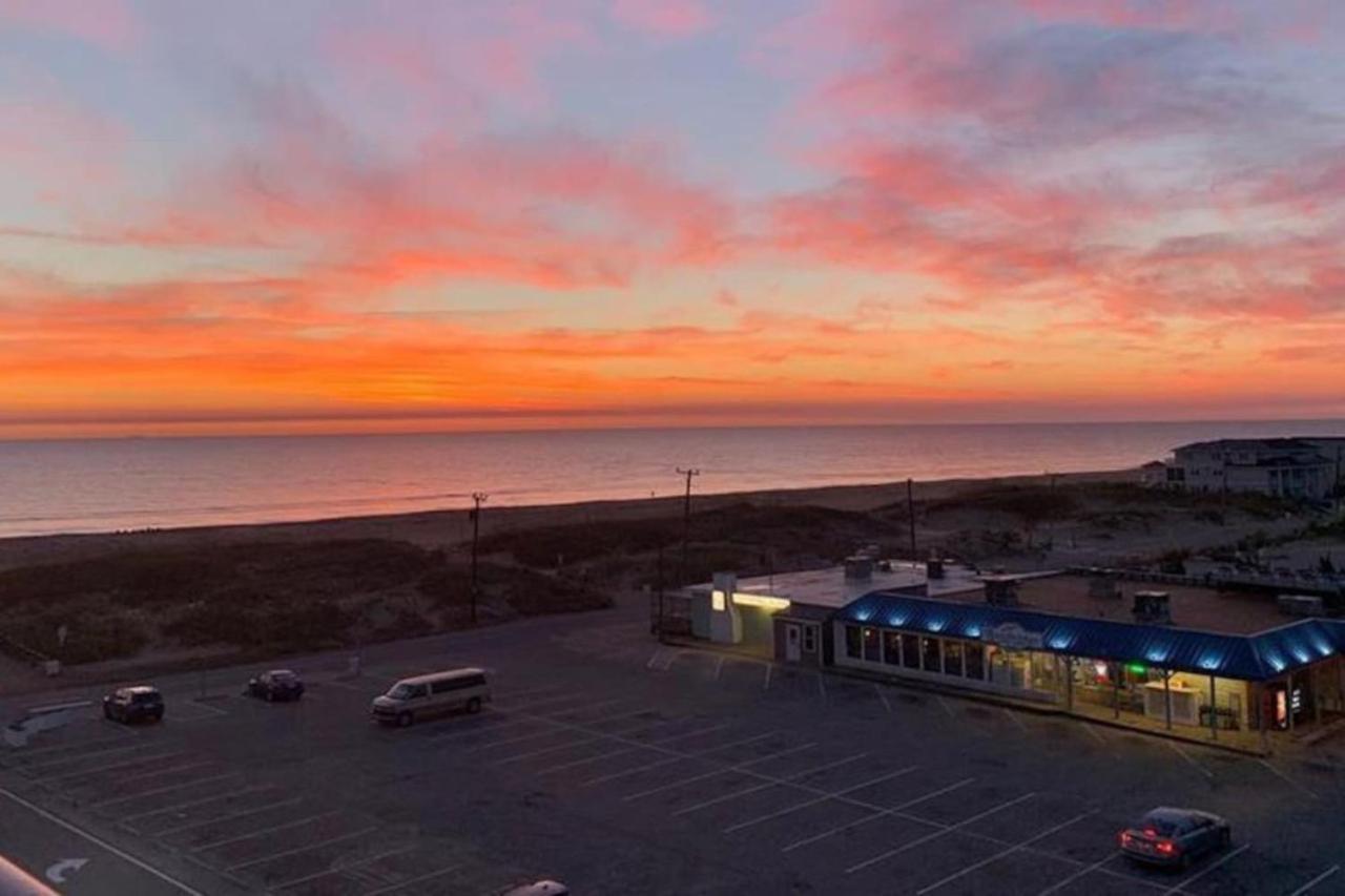 Penthouse By The Sea Huge Home With Amazing Views Virginia Beach Exterior photo