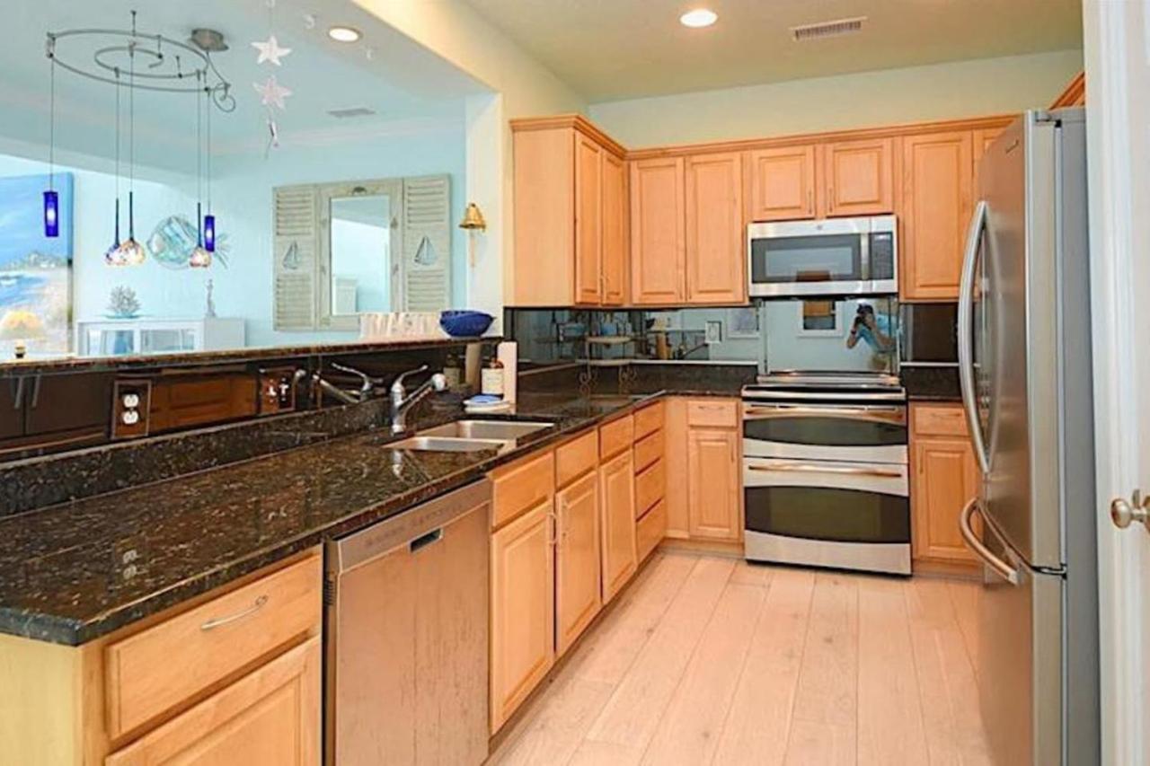 Penthouse By The Sea Huge Home With Amazing Views Virginia Beach Exterior photo